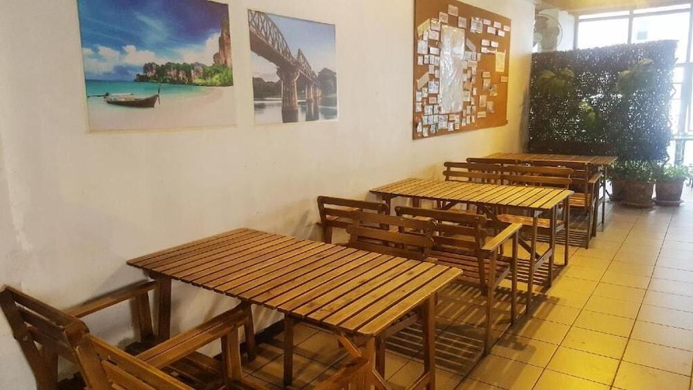 The Mixx Hostel Bangkok Eksteriør billede