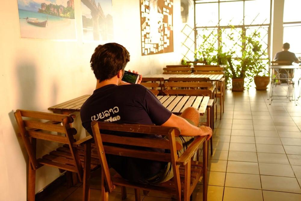 The Mixx Hostel Bangkok Eksteriør billede